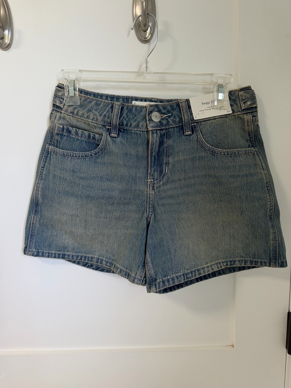 Hollister Low-Rise Baggy Jean Shorts Size 0